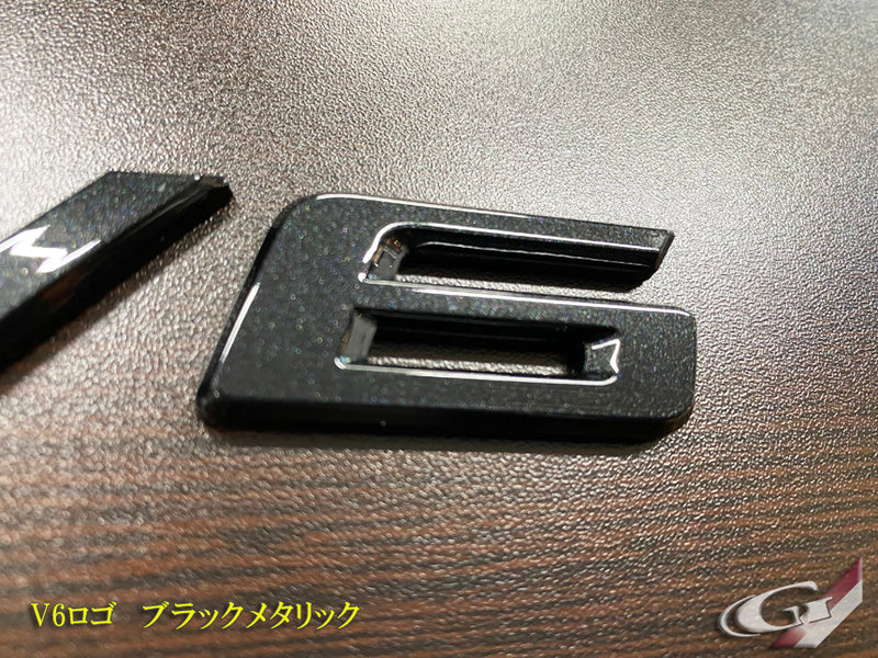 【アウトレット】Grazio&co. V6ロゴ 黒メタリック 30/20系ヴェルファイア